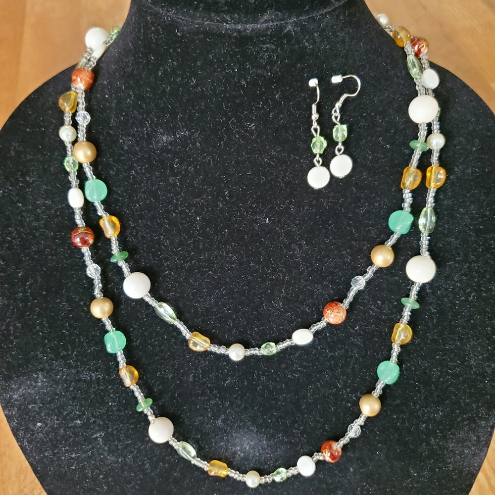 Coastal‎ look bead necklace and earrings set